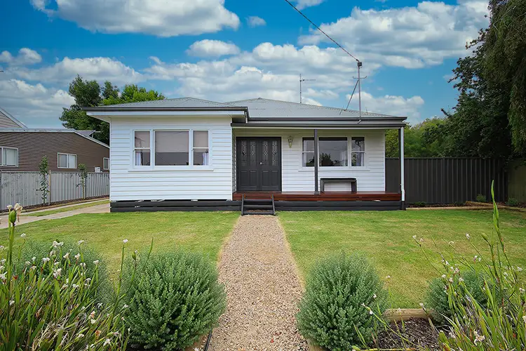 23 Johnson Street, Horsham VIC 3400
