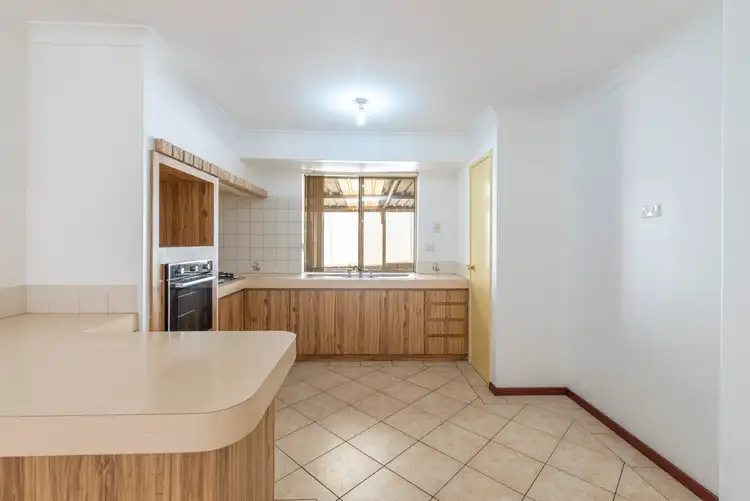Sixth view of Homely house listing, 13 Montebello Rise, Yangebup WA 6164