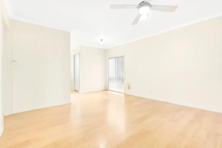 Fourth view of Homely unit listing, 2/21 Kent Road, Dapto NSW 2530