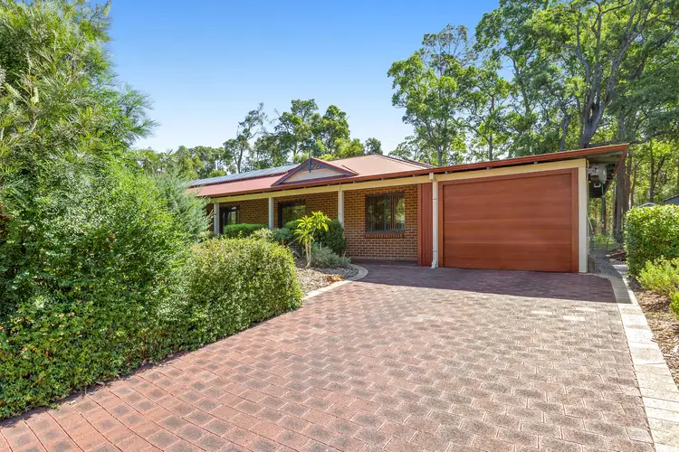 28 Clipson Crescent, Mundaring WA 6073