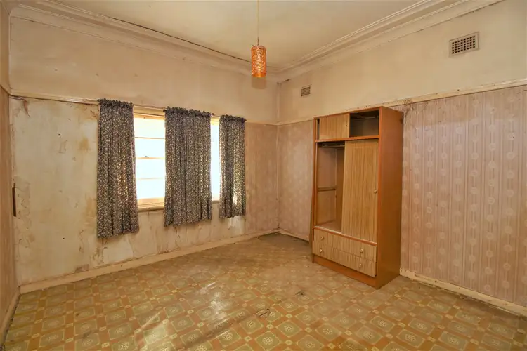Fifth view of Homely house listing, 81 Merrigal Street, Griffith NSW 2680