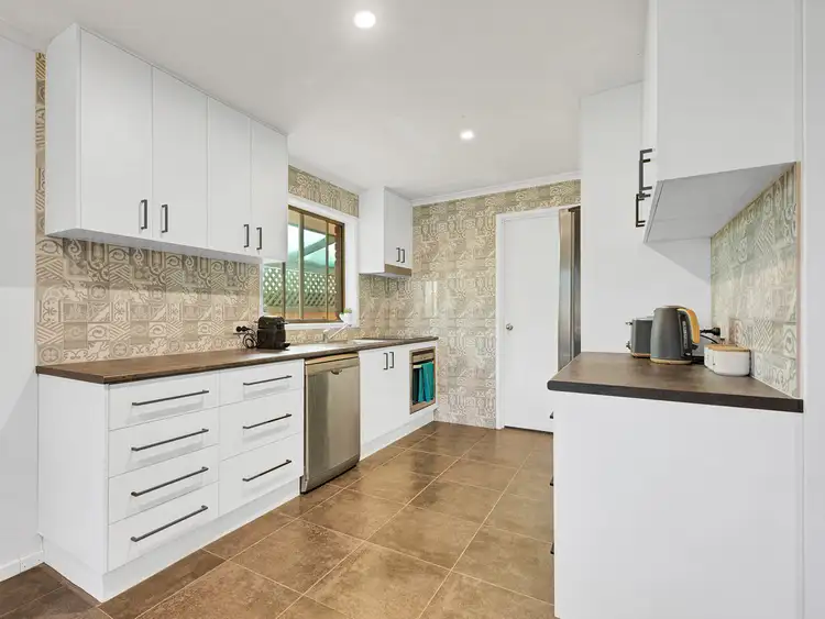 Second view of Homely house listing, 3 Sinnett Court, Wodonga VIC 3690