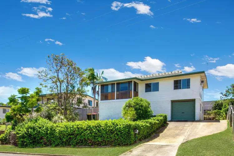 16 HARRIER AVENUE, New Auckland QLD 4680