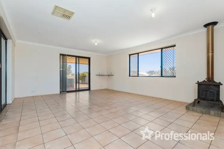 Second view of Homely house listing, 10 Hamilton Court, Yanchep WA 6035