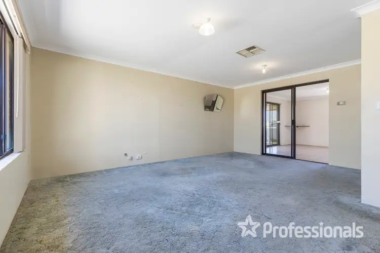 Fifth view of Homely house listing, 10 Hamilton Court, Yanchep WA 6035