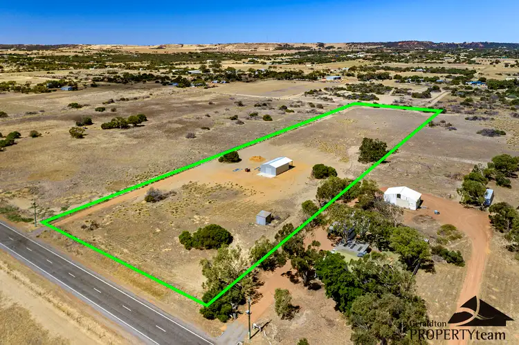 170 Hall Road, Waggrakine WA 6530