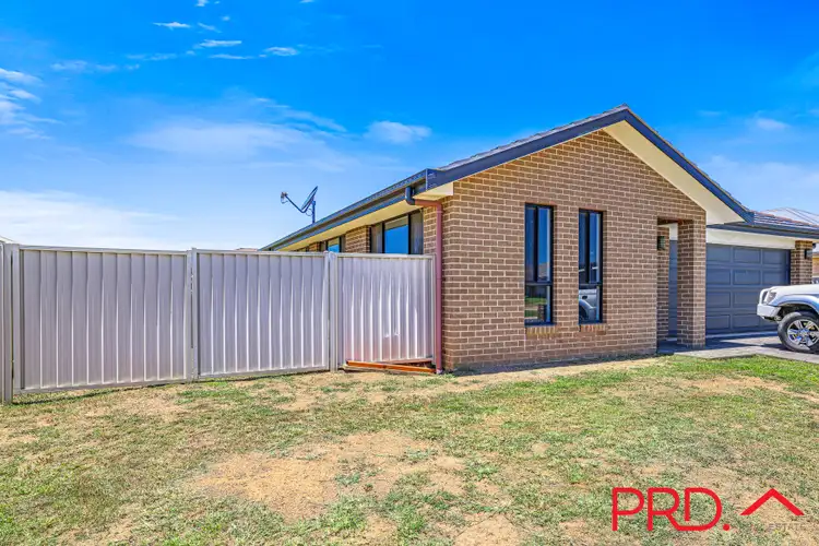 Third view of Homely house listing, 5 Carnegie Place, Tamworth NSW 2340