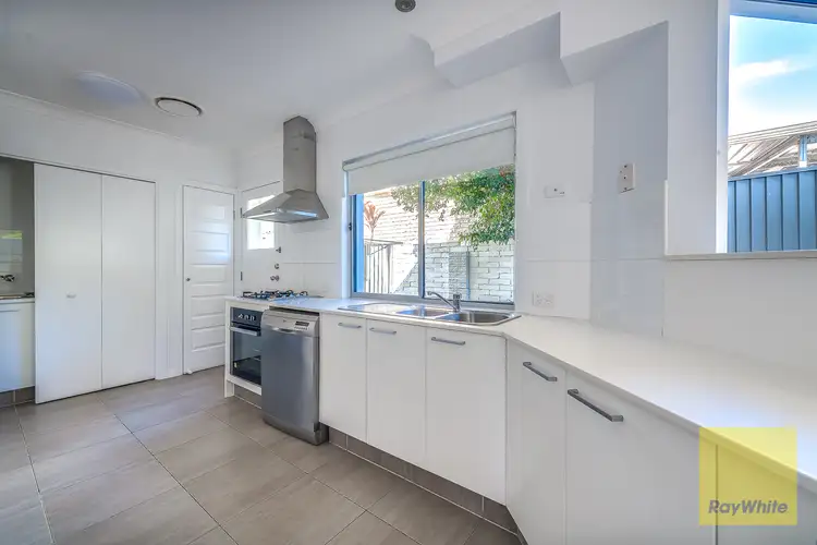 Fourth view of Homely house listing, 5/5-7 Ashbourne Terrace, Biggera Waters QLD 4216