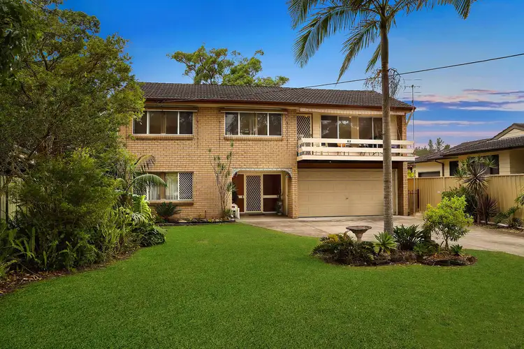 14 Greenfield Road, Empire Bay NSW 2257