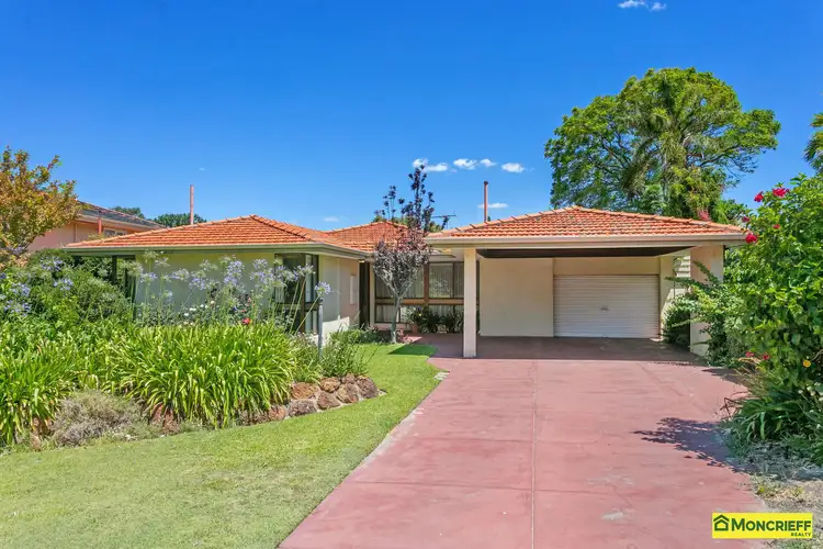 16 Campion Crescent, Attadale WA 6156