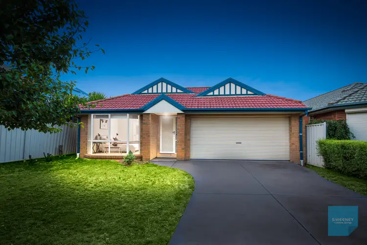 13 Risley Close, Caroline Springs VIC 3023