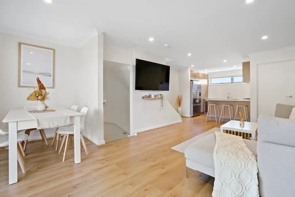Main view of Homely unit listing, 3/10 Adele Avenue, Ferntree Gully VIC 3156