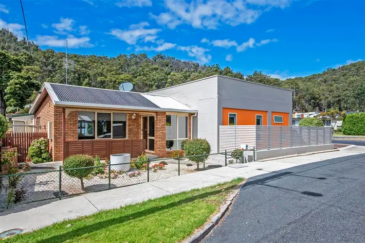 60 River Avenue, Heybridge TAS 7316