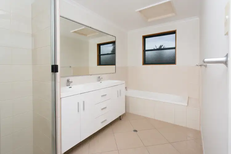 Fifth view of Homely unit listing, 3/38 Beach Road, Dolphin Heads QLD 4740