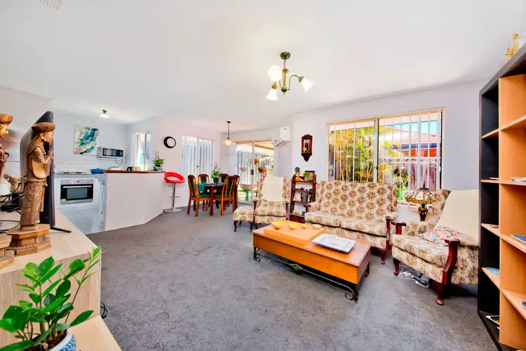4/8 Bayley Street, Dianella WA 6059