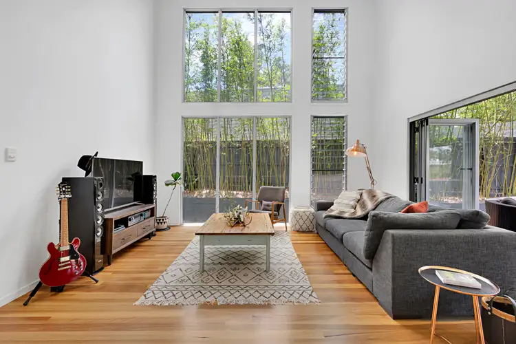 7 Kilbowie Street, The Gap QLD 4061