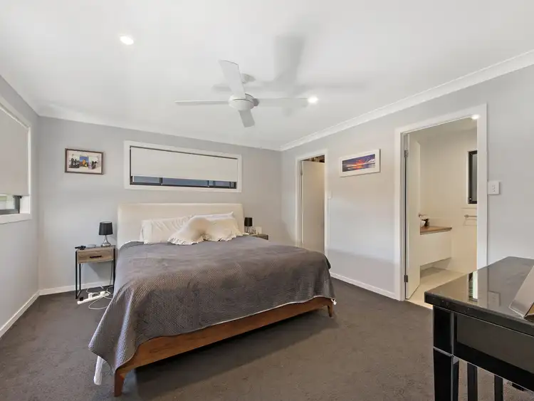 Seventh view of Homely semi-detached listing, 2/268 Benowa Road, Benowa QLD 4217