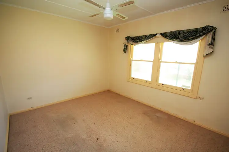 Seventh view of Homely house listing, 2 Kurrajong Avenue, Renmark SA 5341