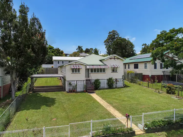 27 Wattle Street, Cooroy QLD 4563