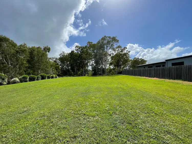 13 Caroval Drive, Rural View QLD 4740