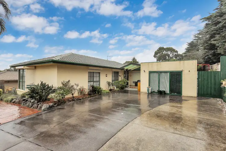 Main view of Homely house listing, 6 Rearden Close, Endeavour Hills VIC 3802