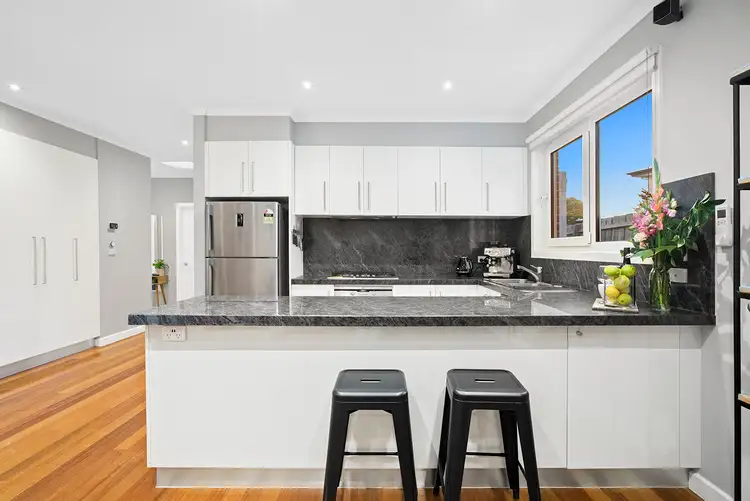 Sixth view of Homely unit listing, 2/3 Ashleigh Court, Cheltenham VIC 3192