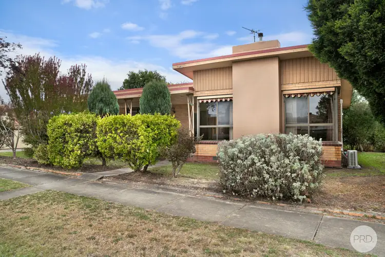 1022 Norman Street, Wendouree VIC 3355