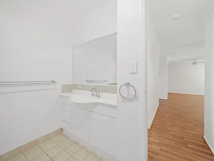 Fifth view of Homely villa listing, 1/10 Moneghetti Place, Calamvale QLD 4116