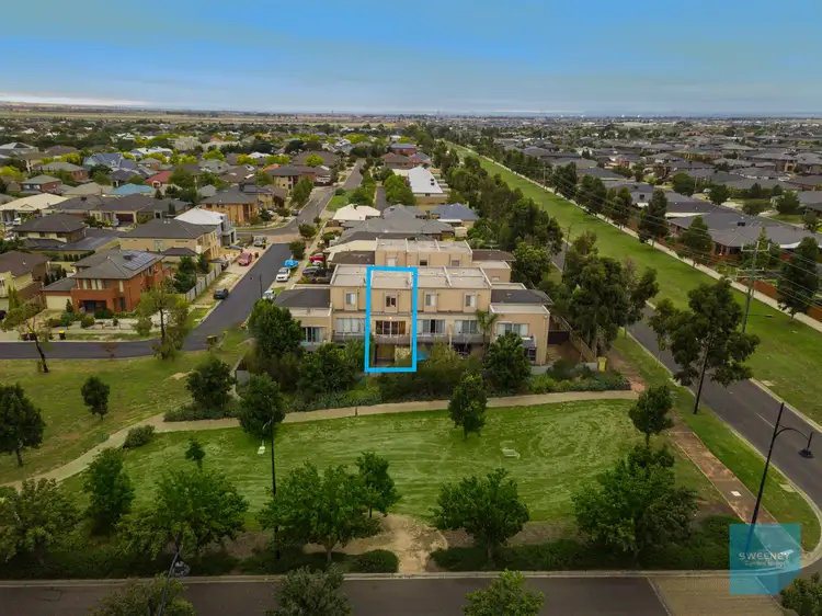Second view of Homely townhouse listing, 9/4 Hopetoun Green, Caroline Springs VIC 3023