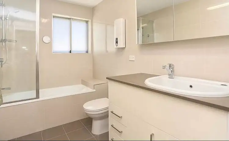 Fifth view of Homely unit listing, 4/70 Wagner Road, Clayfield QLD 4011