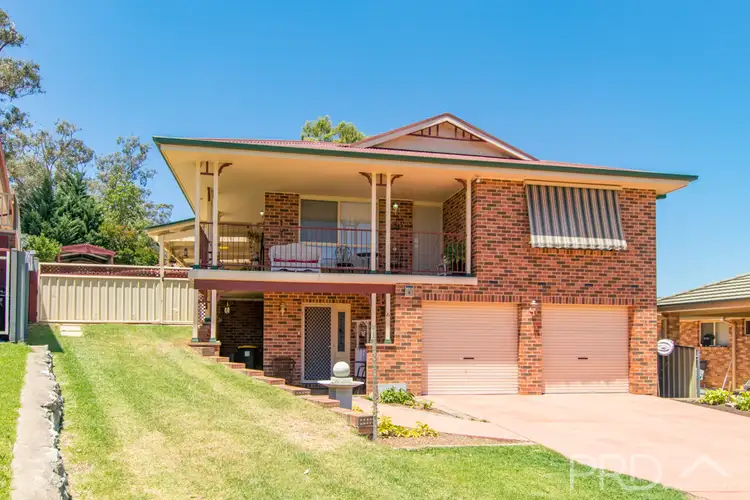 6 Jillabenan Close, Tumut NSW 2720
