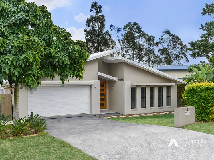 5 Wattletree Court, Brookwater QLD 4300