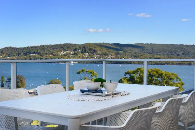 21/5 Mulkarra Avenue, Gosford NSW 2250