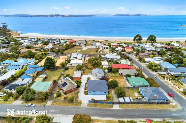 1/11 Sunny Avenue, Blackmans Bay TAS 7052