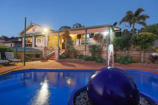 8 Maurene Court, Glenella QLD 4740