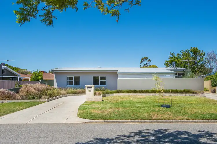 10 Isaac Street, Melville WA 6156