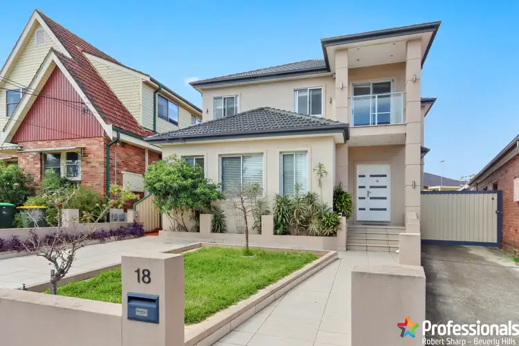18 Bungalow Road, Roselands NSW 2196