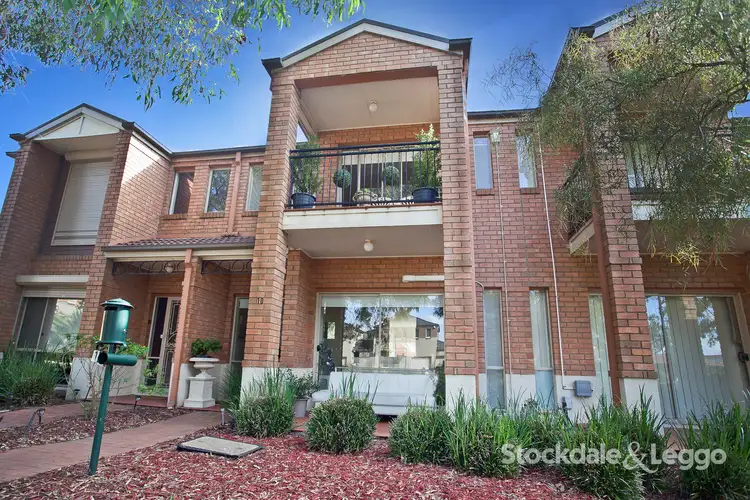 10 Durack Circuit, Taylors Hill VIC 3037