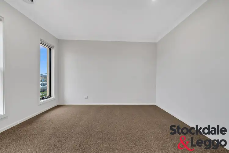 Sixth view of Homely house listing, 5 Nelse Way, Werribee VIC 3030