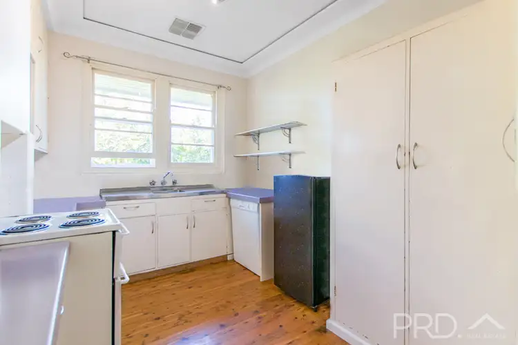 Seventh view of Homely house listing, 98 Richmond St, Tumut NSW 2720