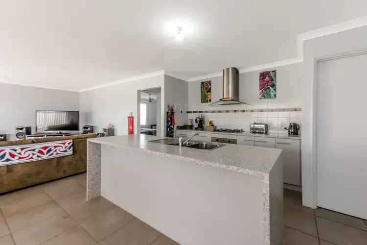 Fifth view of Homely house listing, 2 Viewpoint Mews, Drummond Cove WA 6532