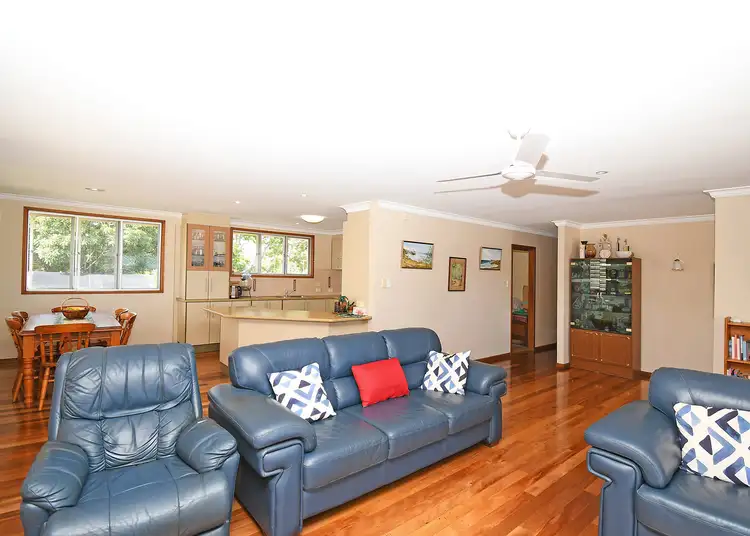Fourth view of Homely house listing, 8 Flynn Court, Urraween QLD 4655