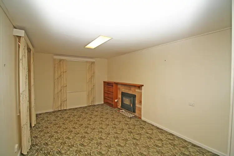 Sixth view of Homely house listing, 11 Lochiel Avenue, Naracoorte SA 5271