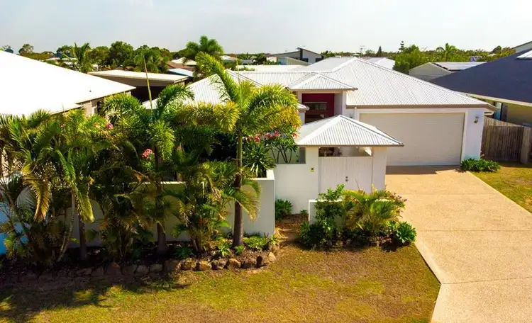 31 Traviston Way, Burrum Heads QLD 4659