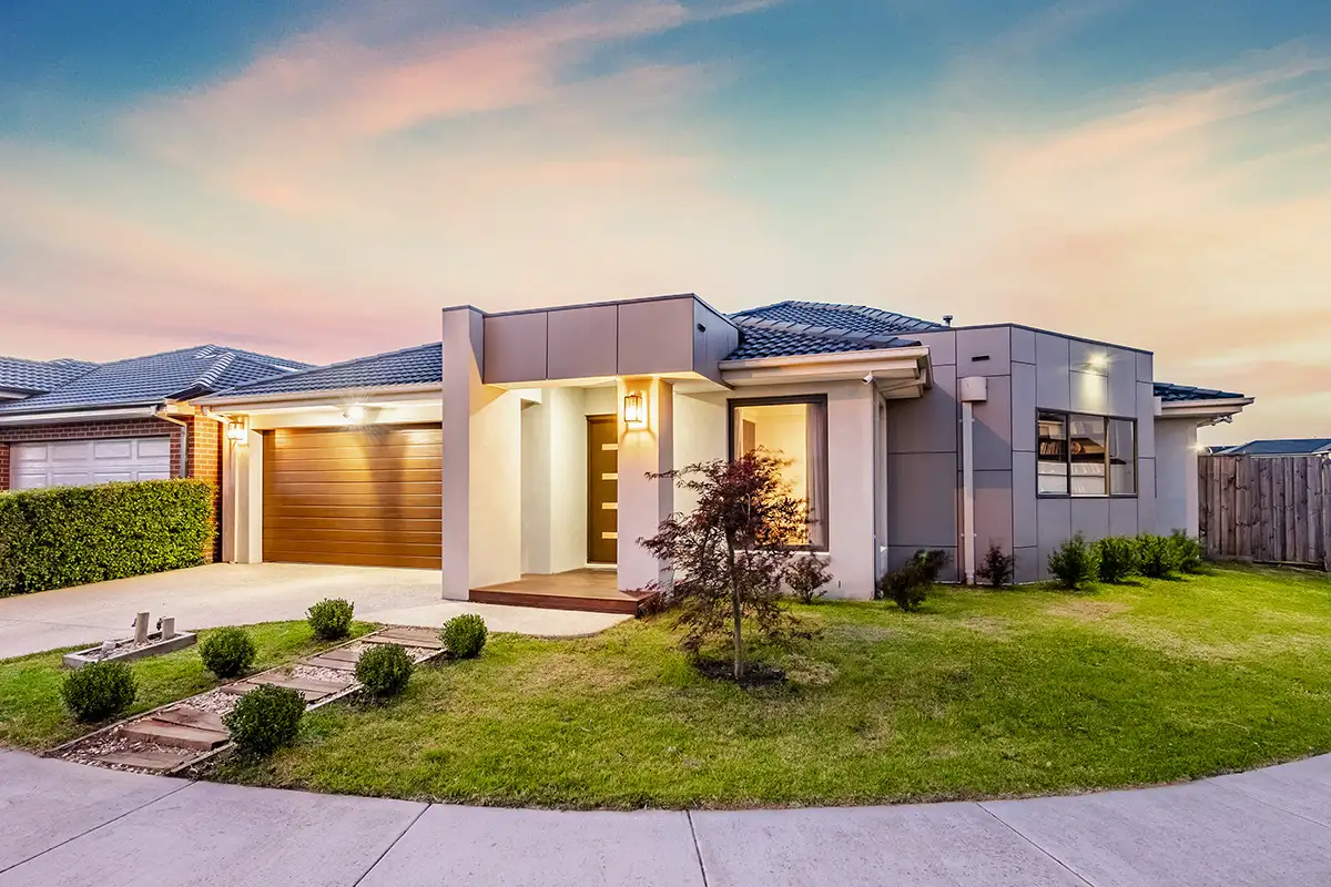 Main view of Homely house listing, 33 Springbrook Drive, Clyde North VIC 3978