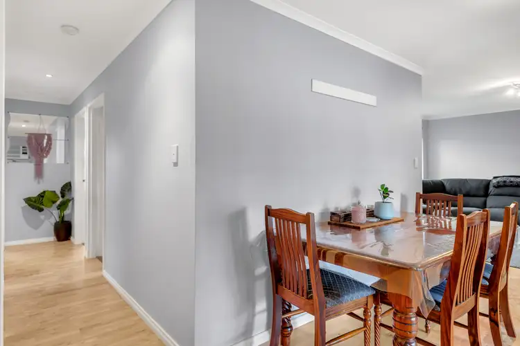 Fifth view of Homely house listing, 2 Abebe Court, Morphett Vale SA 5162