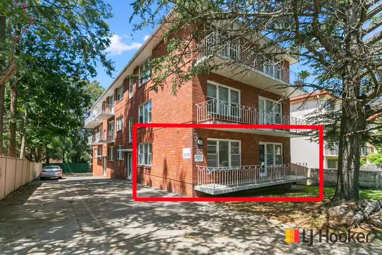 1/40 Gloucester Road, Hurstville NSW 2220