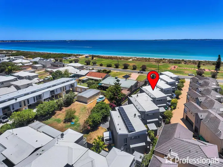 Main view of Homely townhouse listing, 4/189 Rockingham Beach Road, Rockingham WA 6168