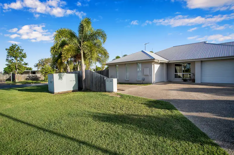 Main view of Homely unit listing, 2/48 Superior Boulevard, Andergrove QLD 4740