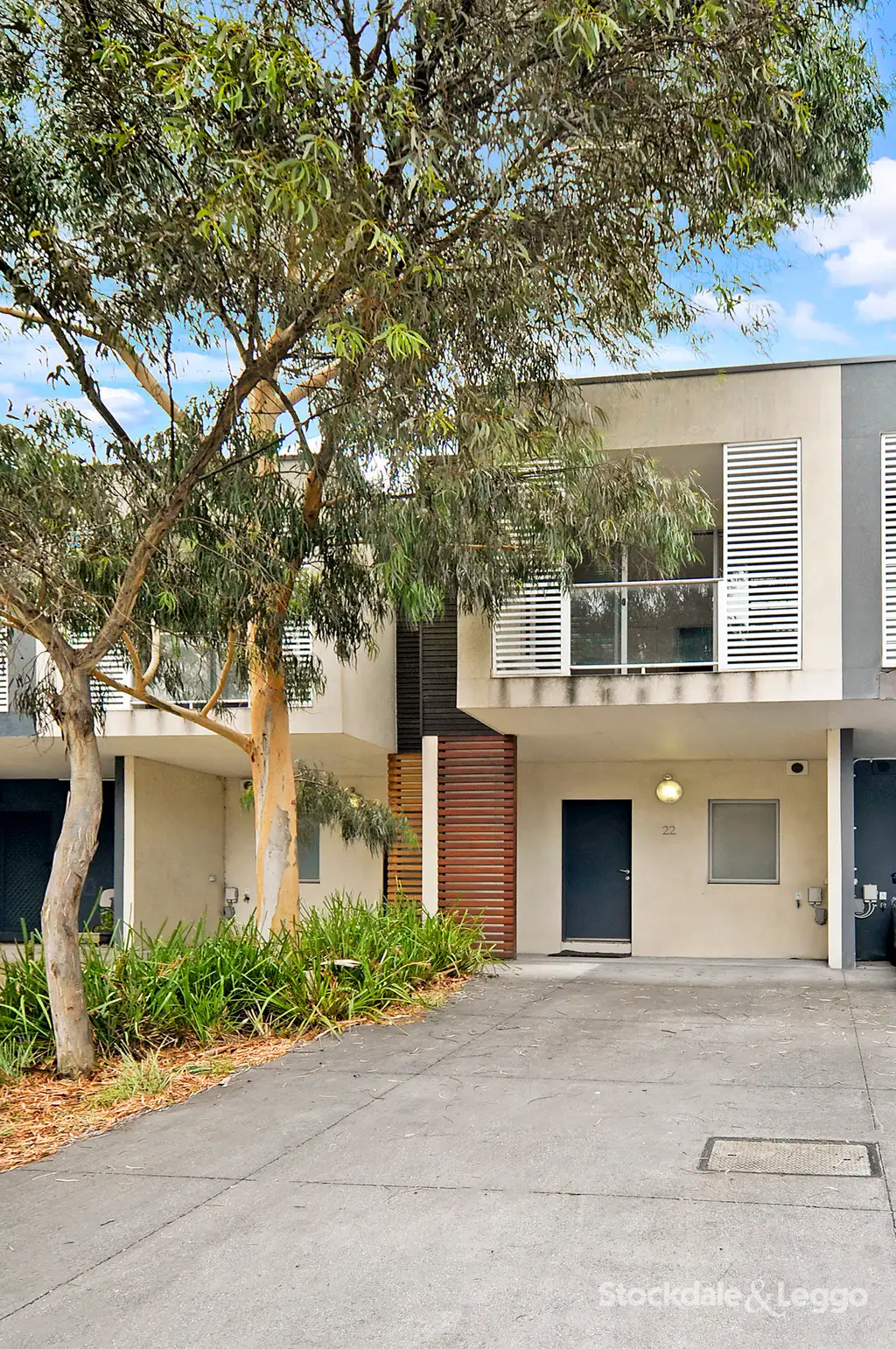 Main view of Homely townhouse listing, 22 Waxflower  Crescent, Bundoora VIC 3083